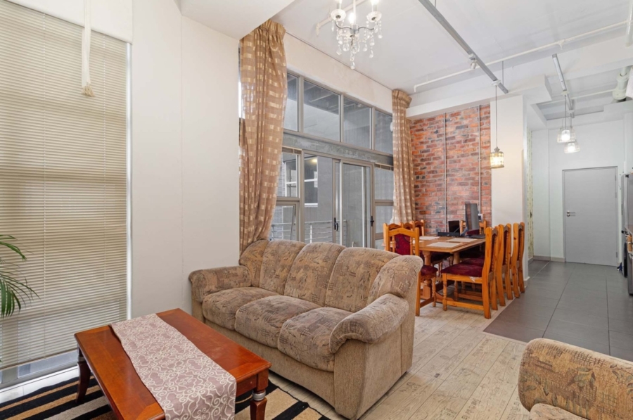 1 Bedroom Property for Sale in Woodstock Western Cape